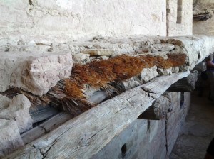 Original Fiber and clay in balcony