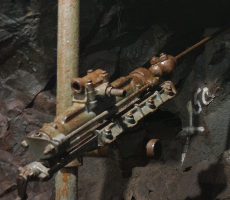 One man compressed air drill